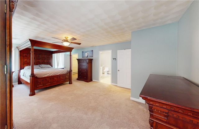 10 Kiley Way, Coventry, RI 02816