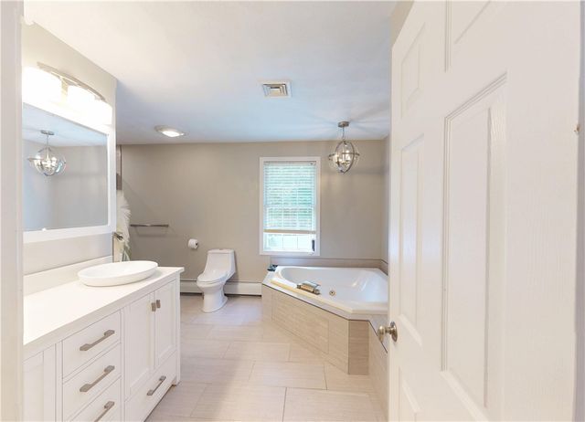 10 Kiley Way, Coventry, RI 02816
