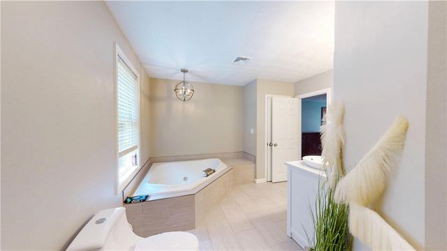 10 Kiley Way, Coventry, RI 02816