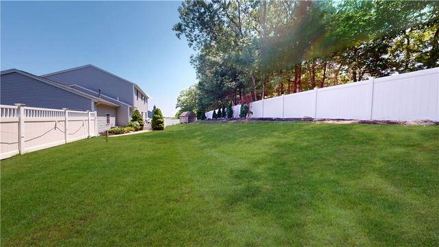 10 Kiley Way, Coventry, RI 02816