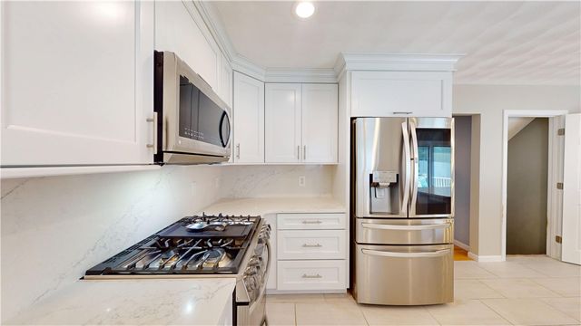 10 Kiley Way, Coventry, RI 02816