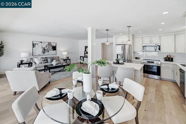 2000 Golden Rain 2, Walnut Creek, CA 94595