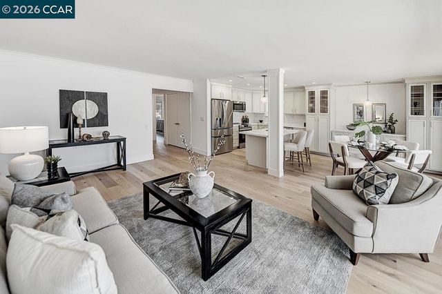 2000 Golden Rain 2, Walnut Creek, CA 94595