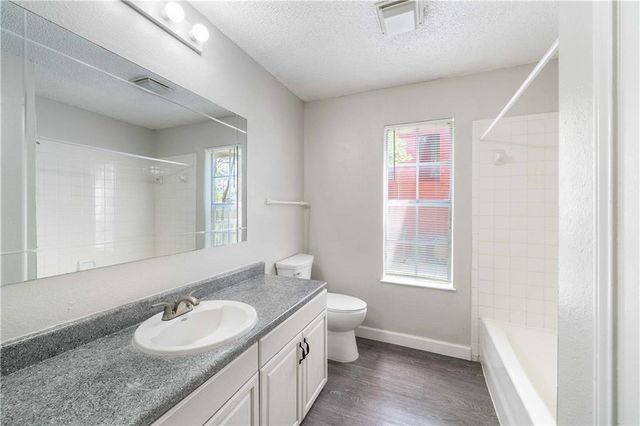 4304 Duval RD B, Austin, TX 78759