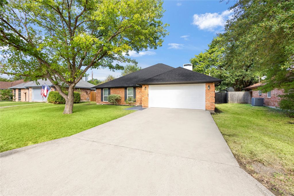 113 Morene Avenue, Waxahachie, TX 75165 — photo 2