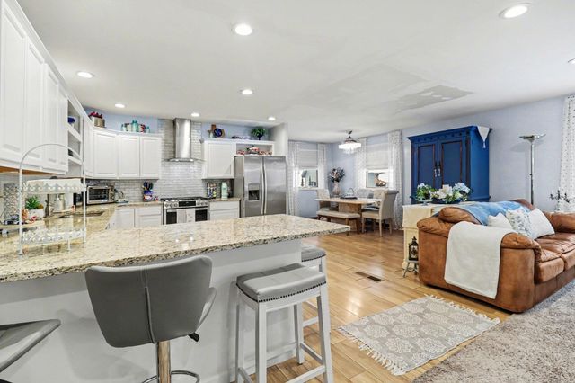 9629 N Kings Point, Irons, MI 49644