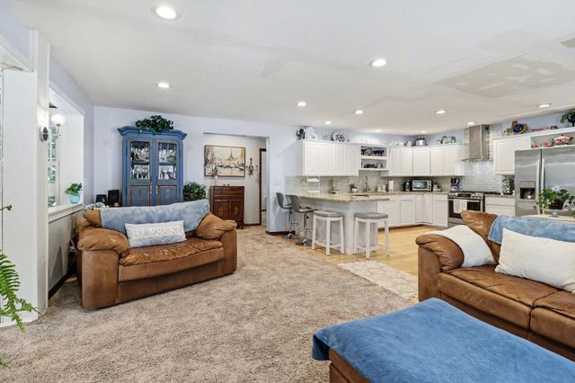 9629 N Kings Point, Irons, MI 49644