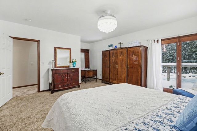 9629 N Kings Point, Irons, MI 49644