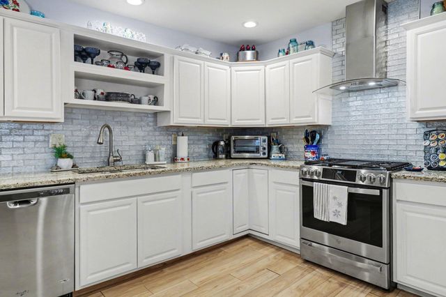 9629 N Kings Point, Irons, MI 49644