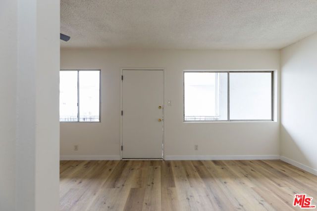 1295 FEDERAL Avenue 14, Los Angeles, CA 90025