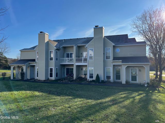 622 Apex Lane, Troy, NY 12182