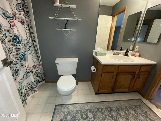 622 Apex Lane, Troy, NY 12182