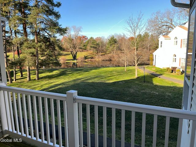 622 Apex Lane, Troy, NY 12182