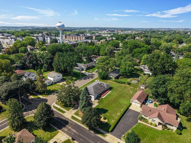300 Plympton Street, Verona, WI 53593