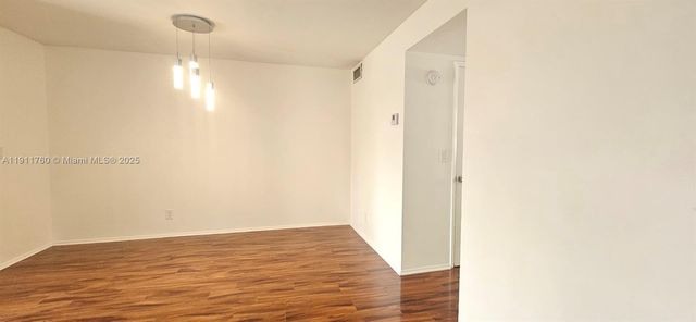 300 LAYNE BLVD 313, Hallandale Beach, FL 33009