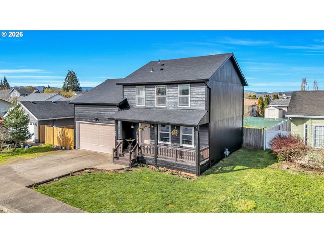 404 N BRIDGE St, Sheridan, OR 97378