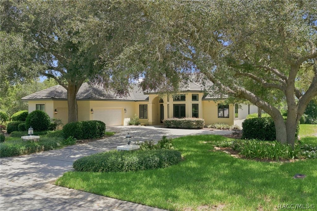 2623 N Prestwick Way, Lecanto, FL 34461