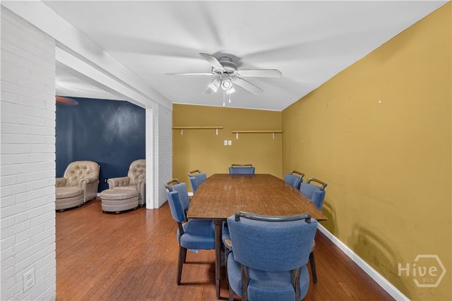 303 E 60th Street, Savannah, GA 31405