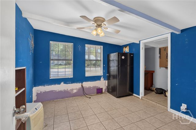 303 E 60th Street, Savannah, GA 31405