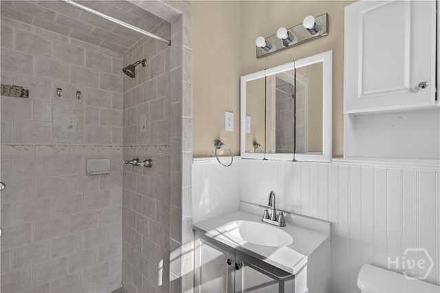 303 E 60th Street, Savannah, GA 31405
