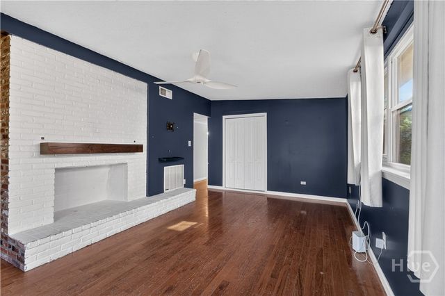 303 E 60th Street, Savannah, GA 31405