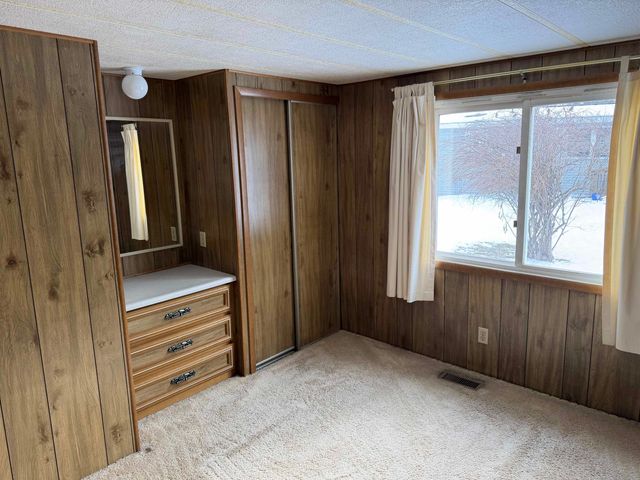 47 Scott Avenue, Seabrook, NH 03874