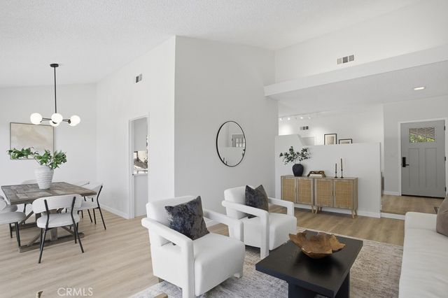 13513 Polk Street, Sylmar, CA 91342