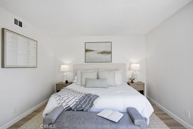 13513 Polk Street, Sylmar, CA 91342