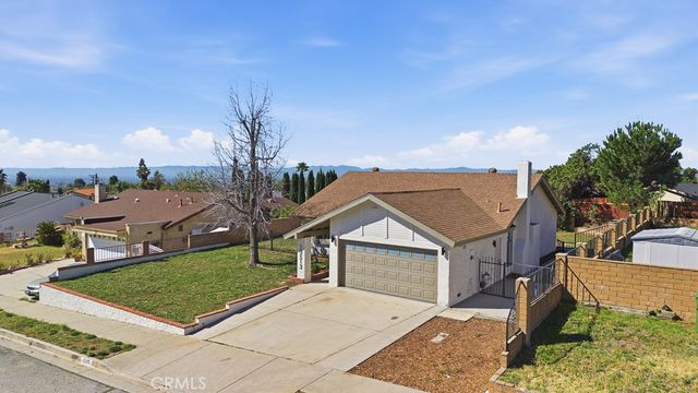 13513 Polk Street, Sylmar, CA 91342