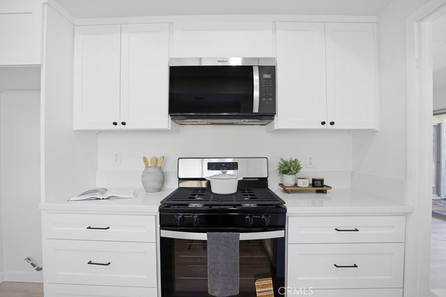 13513 Polk Street, Sylmar, CA 91342