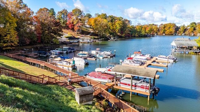 TBD Harbor Landing DR, Moneta, VA 24121