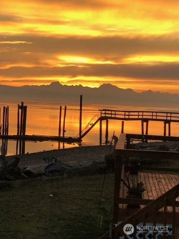 3130 Green Road, Oak Harbor, WA 98277