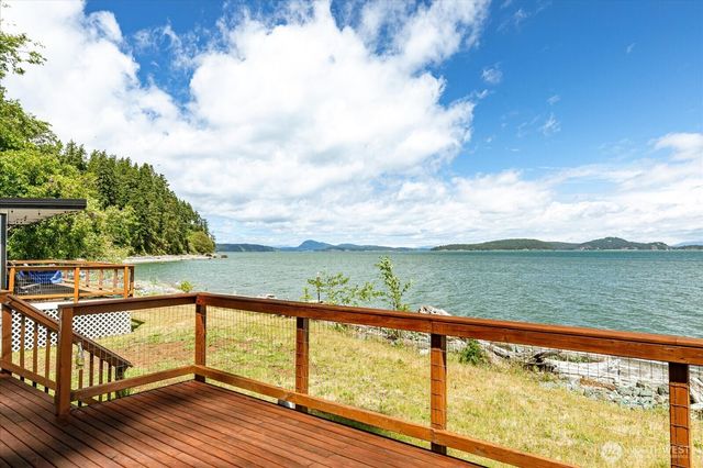 3130 Green Road, Oak Harbor, WA 98277