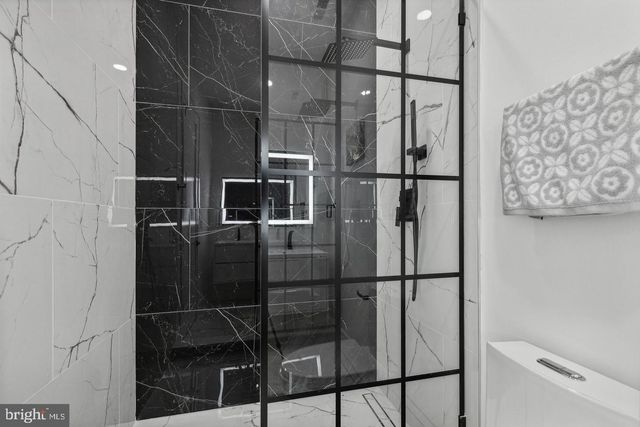 705 QUINCY ST NE #2D, Washington, DC 20017