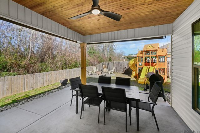 11157 Coral Delight Ave, Gonzales, LA 70737