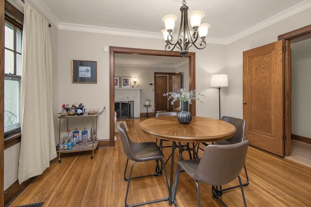 1084 Bradley Street, Saint Paul, MN 55130