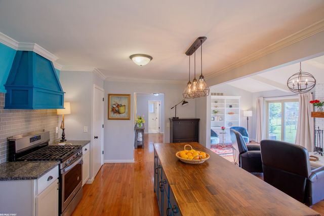 47584 Mount Vesuvius Drive, Macomb Twp, MI 48044