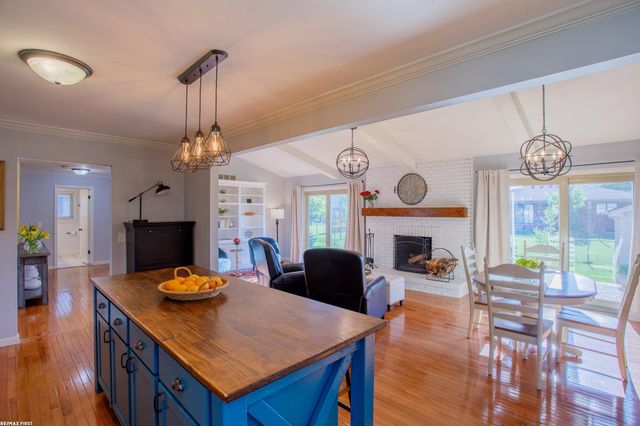 47584 Mount Vesuvius Drive, Macomb Twp, MI 48044