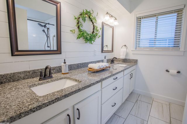 47584 Mount Vesuvius Drive, Macomb Twp, MI 48044