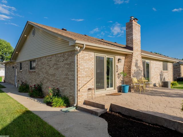 47584 Mount Vesuvius Drive, Macomb Twp, MI 48044