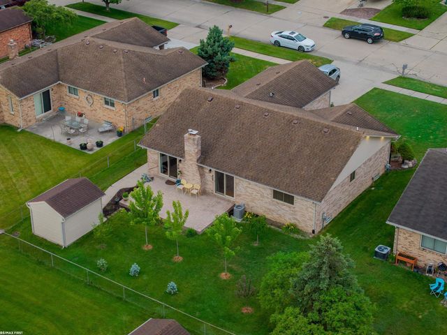 47584 Mount Vesuvius Drive, Macomb Twp, MI 48044