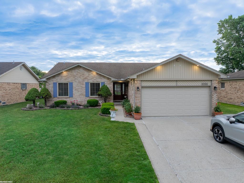 47584 Mount Vesuvius Drive, Macomb Twp, MI 48044