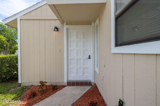 51 Tomoka Meadows Boulevard, Ormond Beach, FL 32174