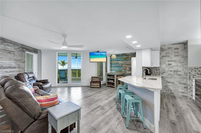 720 Collier BLVD 103, Marco Island, FL 34145