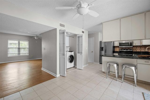 7635 DELEON COURT, Tampa, FL 33615