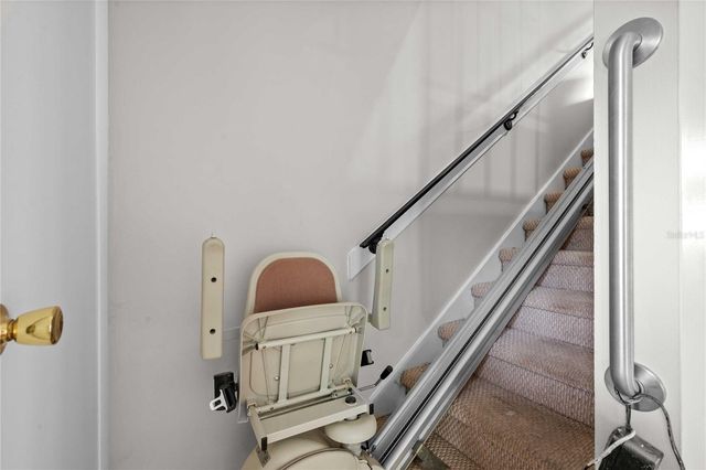 7635 DELEON COURT, Tampa, FL 33615