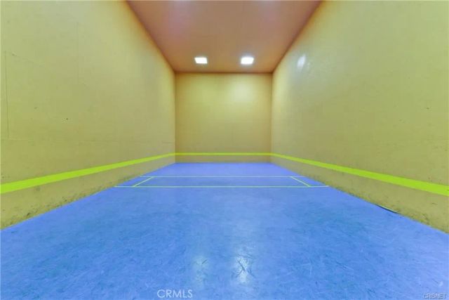 5500 Owensmouth Avenue 311, Woodland Hills, CA 91367