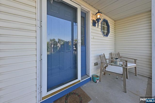 570 Oak Avenue, Maywood, NJ 07607
