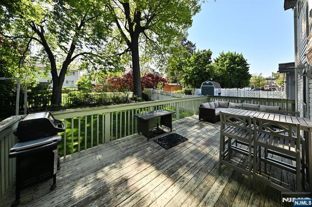 570 Oak Avenue, Maywood, NJ 07607