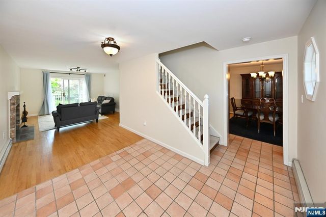 570 Oak Avenue, Maywood, NJ 07607